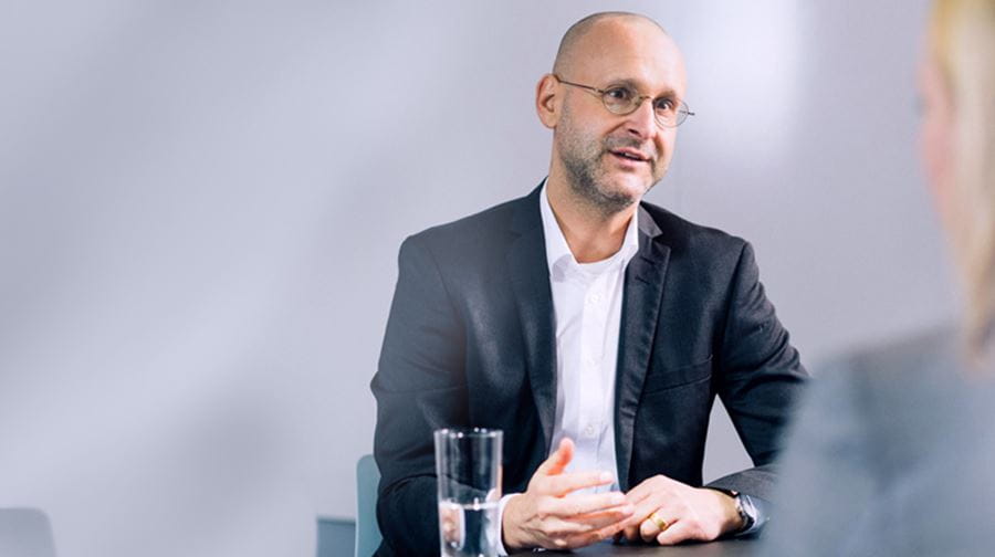 Datenmanagement und Reporting Factsheets Fondsdokumente Universal Investment 