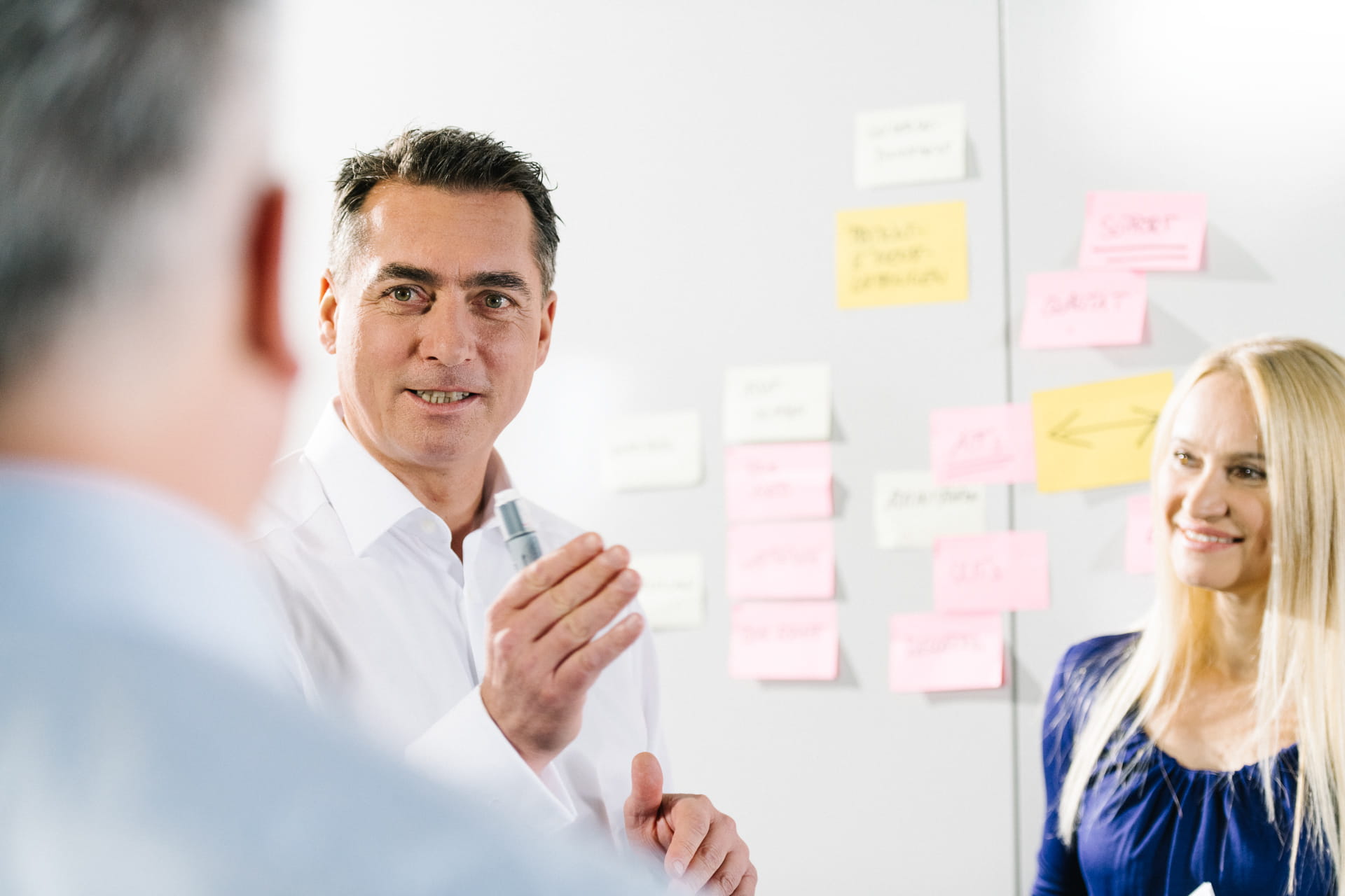 Universal Investment Middle Office Roland Schmidt Director Relationship Management Fund Initiators Outsourcing Wertpapierorders Collateral Management