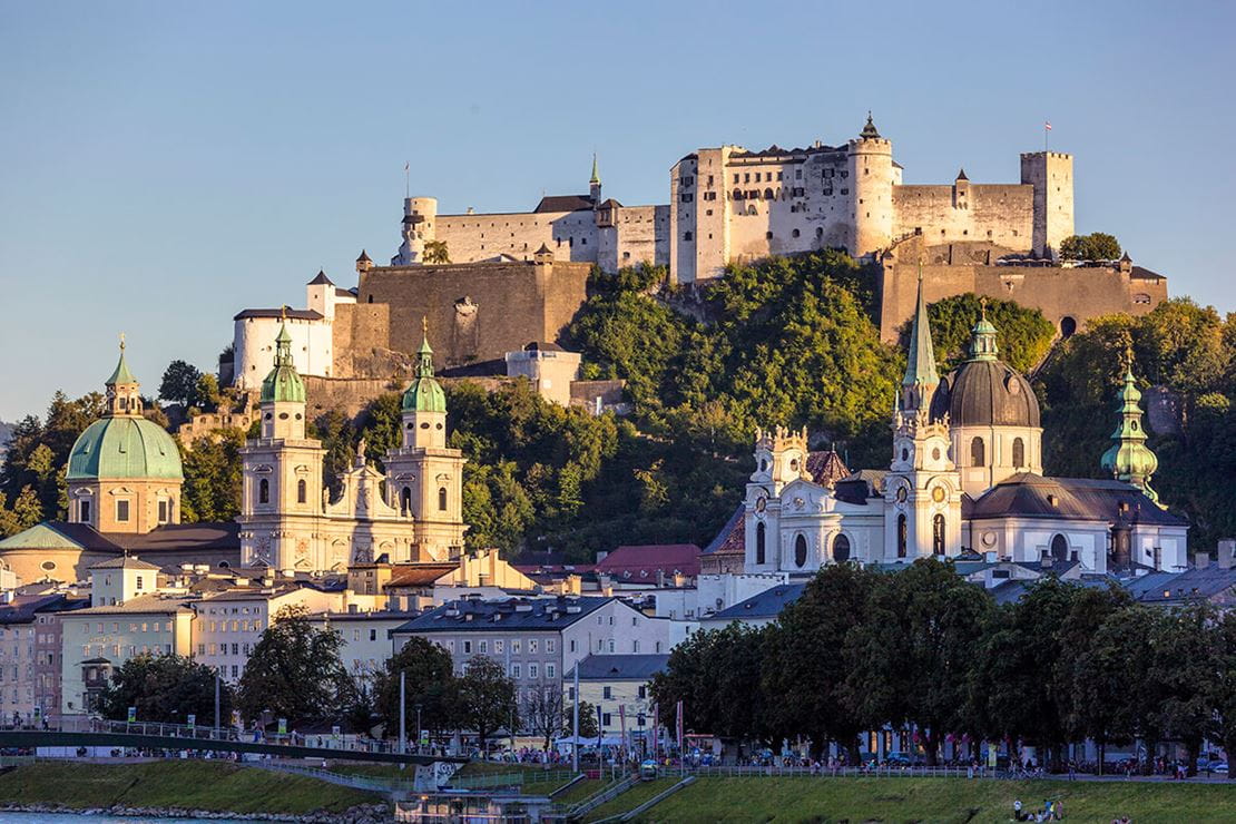 Universal Investment Veranstaltungen Salzburg